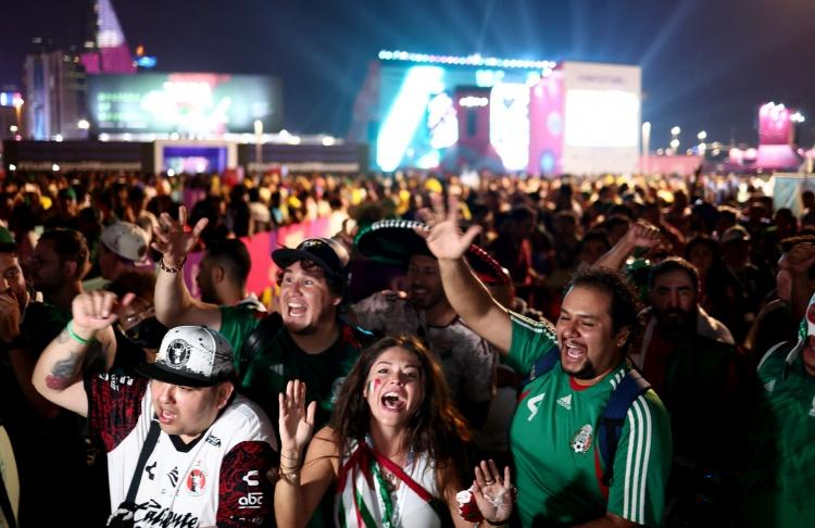 InfoComm Asia | 金沙990Planar全球首发第四代Micro LED智能一体机